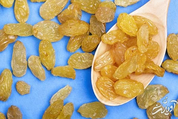 کشمش از مواد خوراکی گرم مزاج کشمش